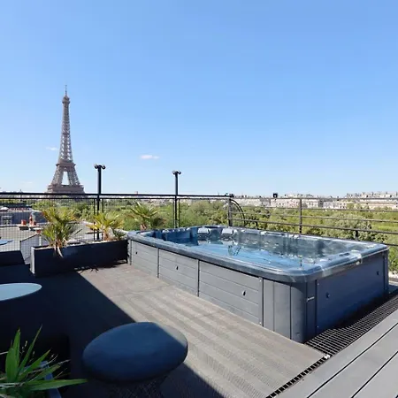 Apartament 602 Exceptional Rooftop Jaccuzi Eiffel View *