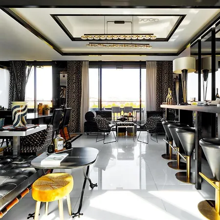 602 Exceptional Rooftop Jaccuzi Eiffel View Apartament
