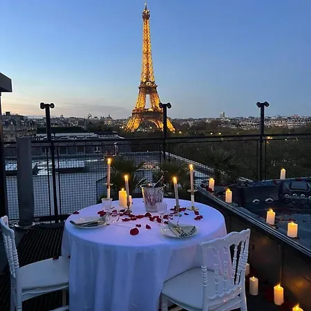 Apartament 602 Exceptional Rooftop Jaccuzi Eiffel View *